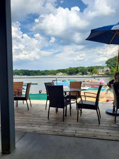Private Guest Suite On The Portage Lakes Akron Bagian luar foto
