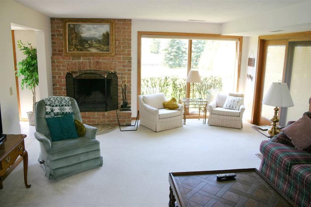 Private Guest Suite On The Portage Lakes Akron Bagian luar foto